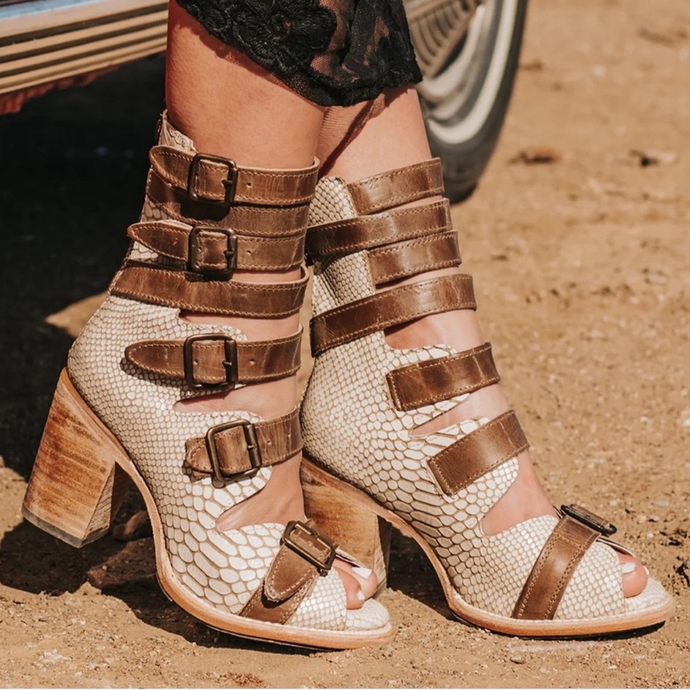 Freebird by Steven Bond snakeskin